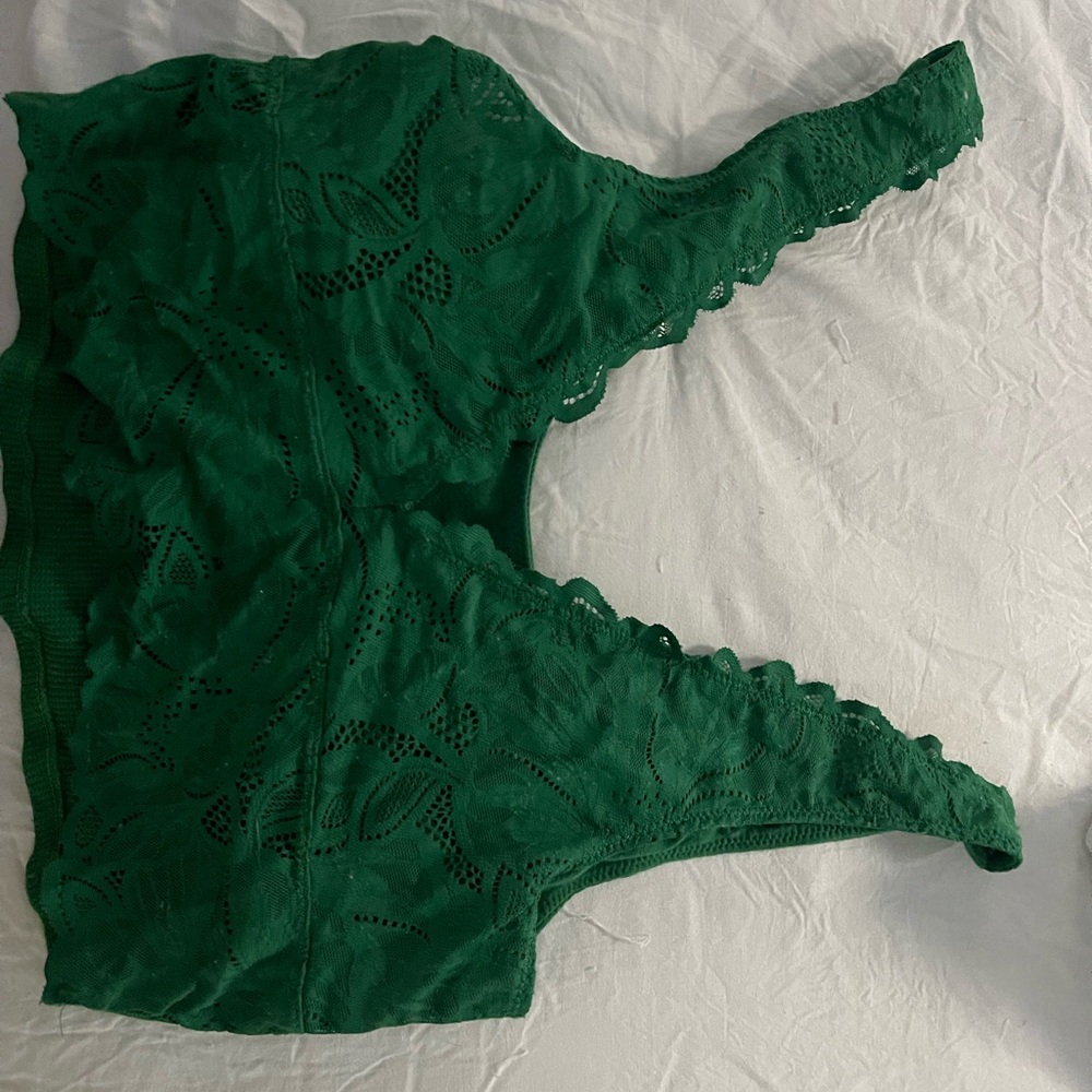 Green Ribbed Tank Top - Picture 2 of 3